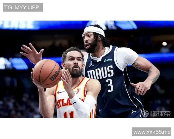 老鹰队通过球员交易拼凑全明星阵容，引领联盟新风潮